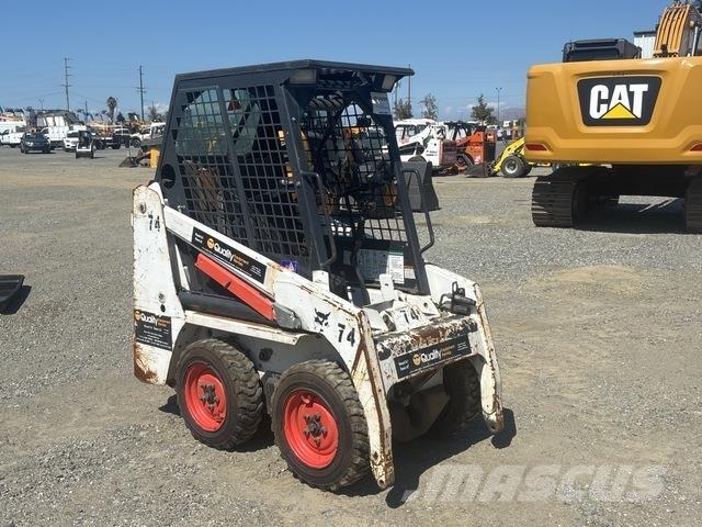 Bobcat S70 Мини-погрузчики