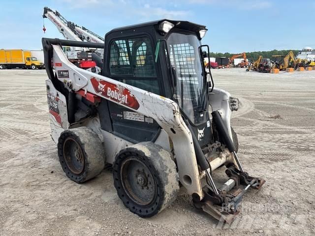 Bobcat S76 Мини-погрузчики