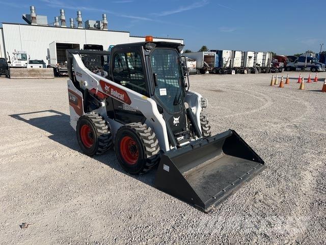 Bobcat S76 Мини-погрузчики