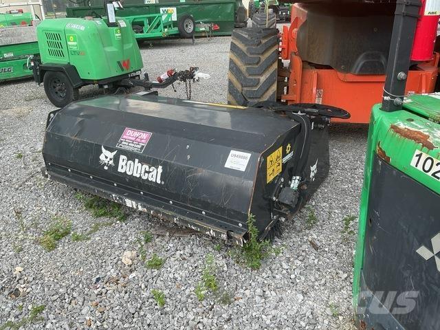 Bobcat SWB72 Вакуумные уборочные машины