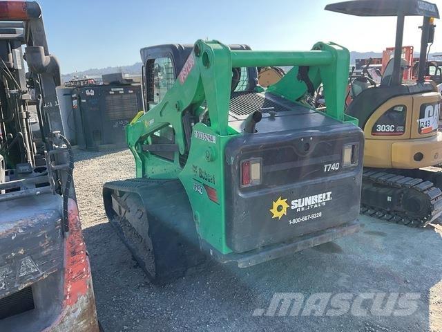 Bobcat T740 Мини-погрузчики