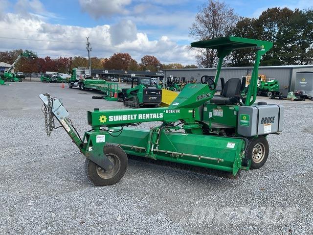 Broce BW260-8 Внутренние подметальные машины