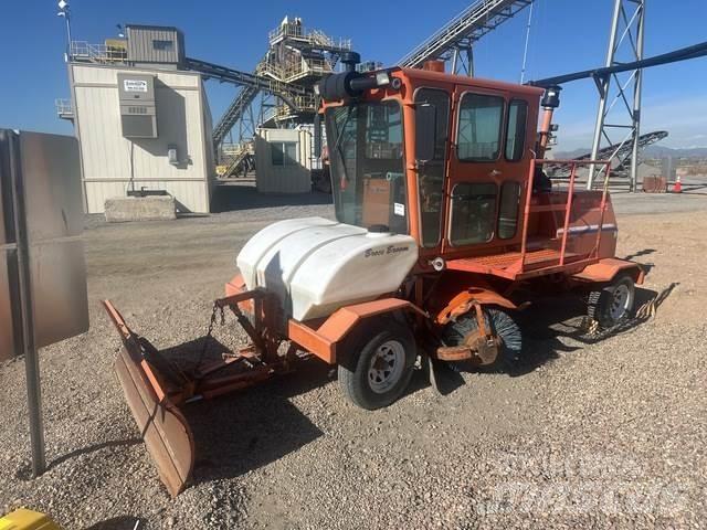 Broce CR350 Внутренние подметальные машины
