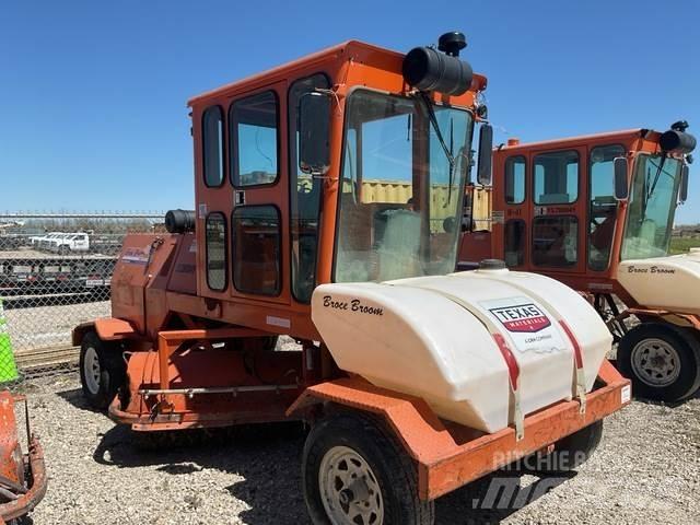 Broce CR350 Внутренние подметальные машины
