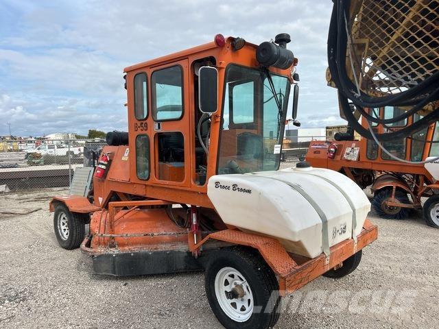 Broce CR350 Внутренние подметальные машины