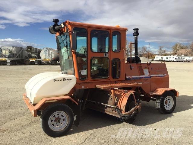 Broce KR350 Внутренние подметальные машины