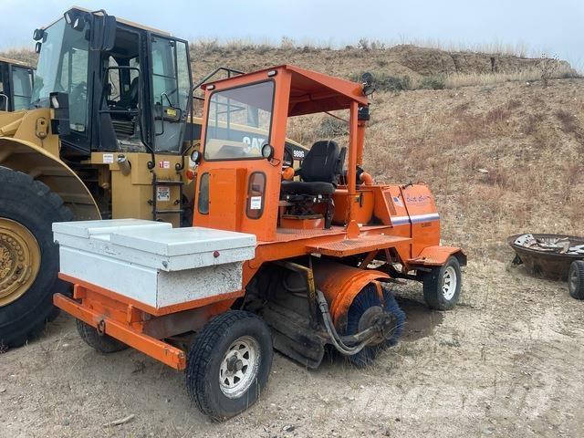 Broce RJ300 Внутренние подметальные машины