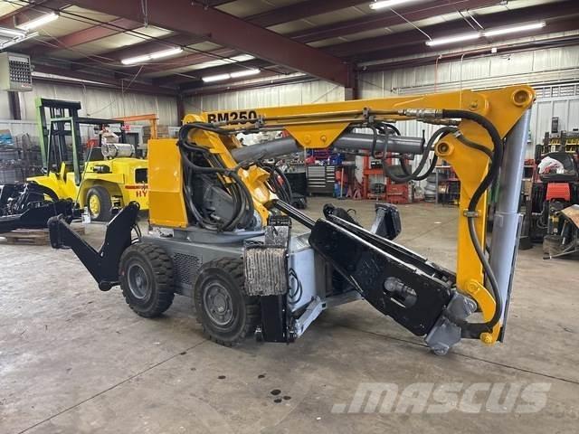 Brokk BM250E Экскаваторы для разрушения