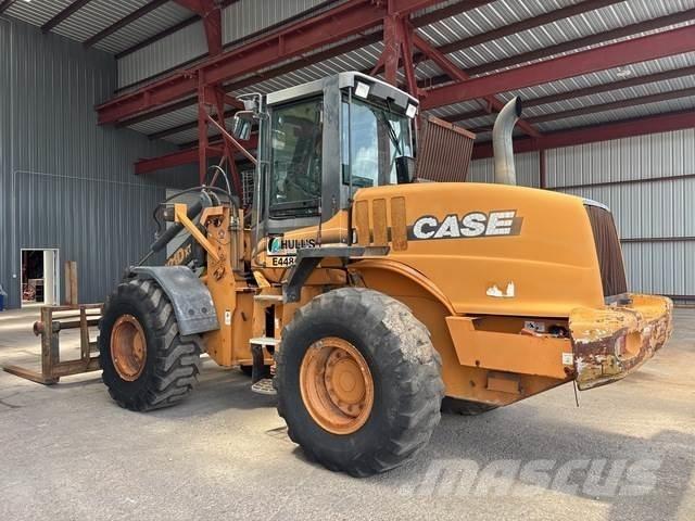 CASE 621DXT Фронтальные погрузчики