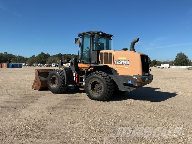 CASE 621G Фронтальные погрузчики