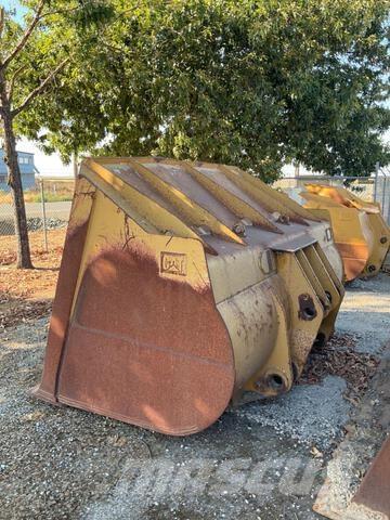 CAT  Ковши