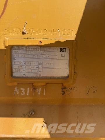 CAT  Компоненты строительной техники