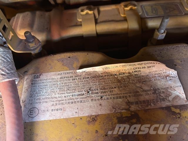 CAT 12M3 Грейдеры
