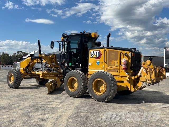 CAT 150 Грейдеры