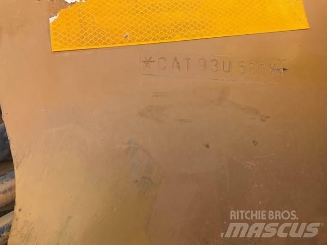 CAT 16G Грейдеры