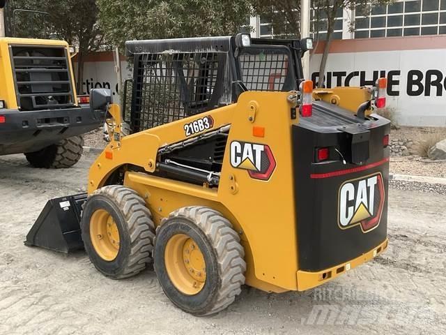 CAT 216B3 Мини-погрузчики