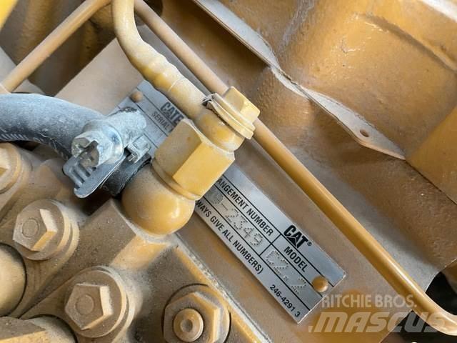 CAT 216B3 Мини-погрузчики