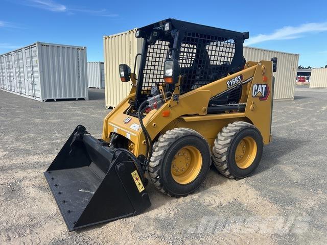 CAT 216B3 Мини-погрузчики