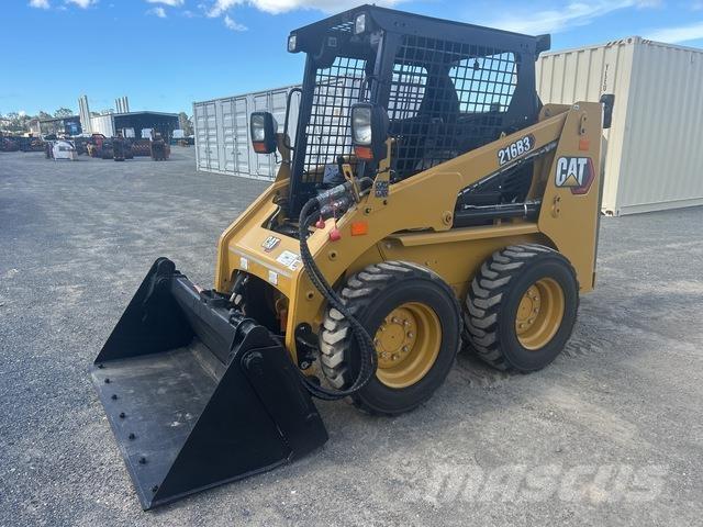CAT 216B3 Мини-погрузчики