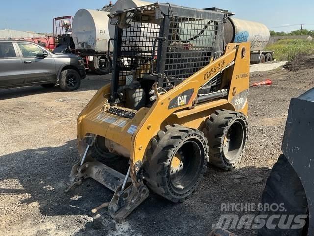 CAT 226B3 Мини-погрузчики