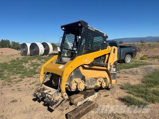 CAT 226B3 Мини-погрузчики