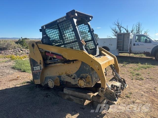 CAT 226B3 Мини-погрузчики