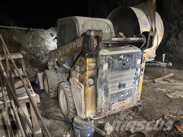 CAT 232D Мини-погрузчики
