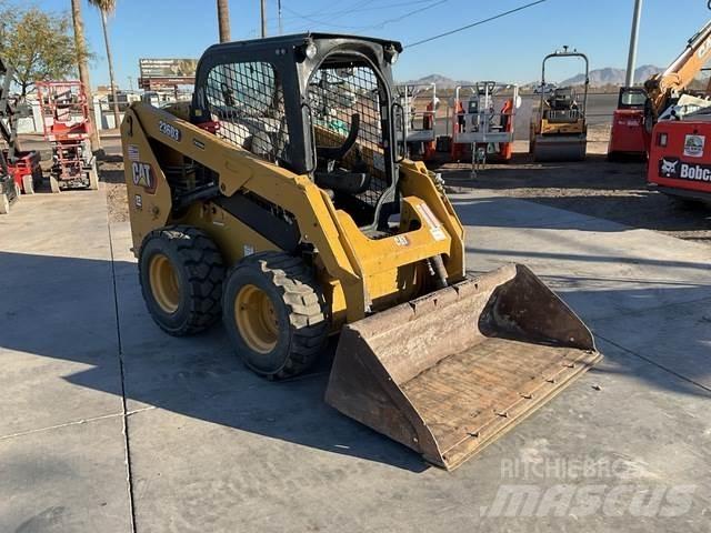 CAT 236D Мини-погрузчики