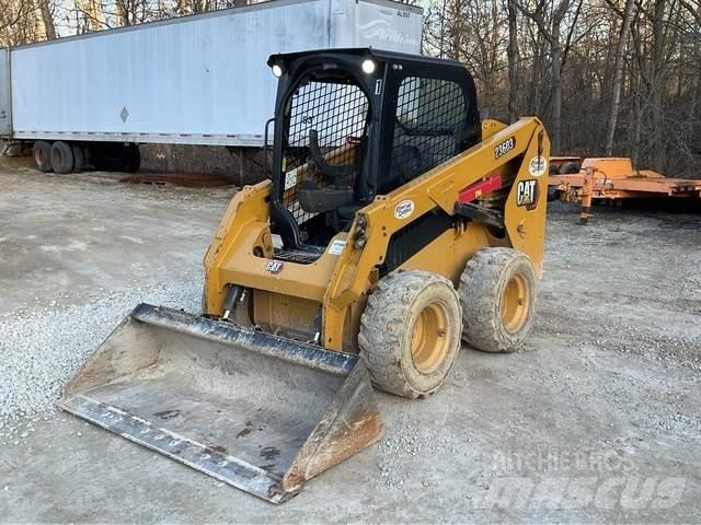 CAT 236D3 Мини-погрузчики