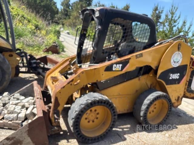 CAT 246C Мини-погрузчики