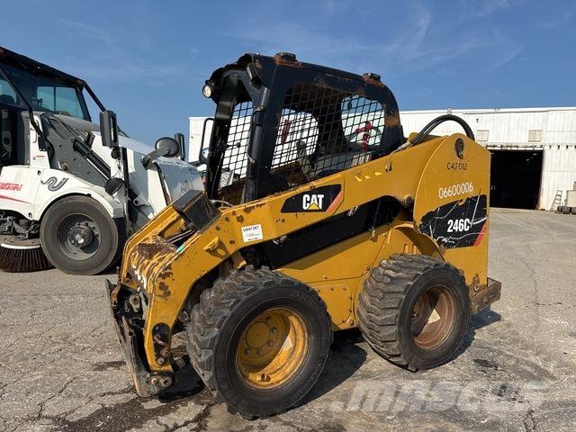 CAT 246C Мини-погрузчики