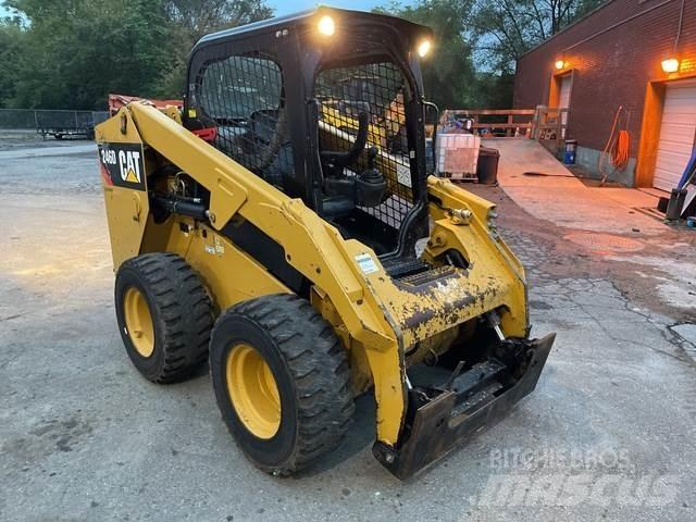 CAT 246D Мини-погрузчики