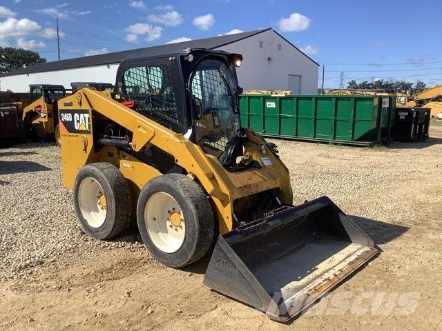 CAT 246D Мини-погрузчики