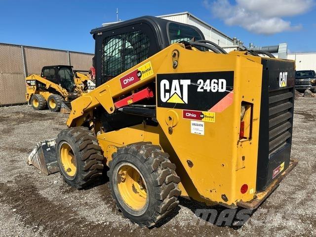 CAT 246D Мини-погрузчики