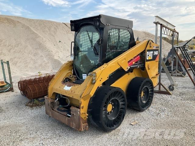 CAT 246D Мини-погрузчики