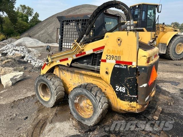 CAT 248 Мини-погрузчики