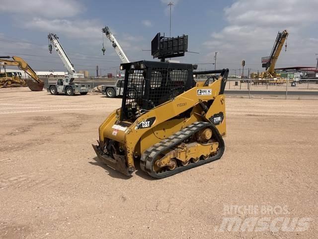 CAT 259B3 Мини-погрузчики