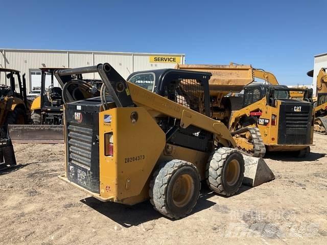 CAT 262D3 Мини-погрузчики