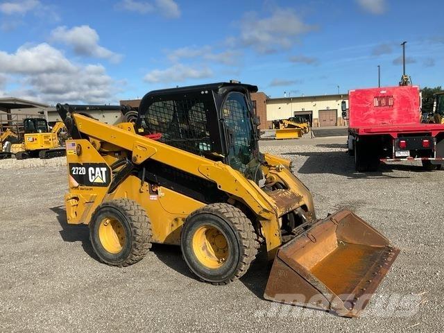 CAT 272D Мини-погрузчики