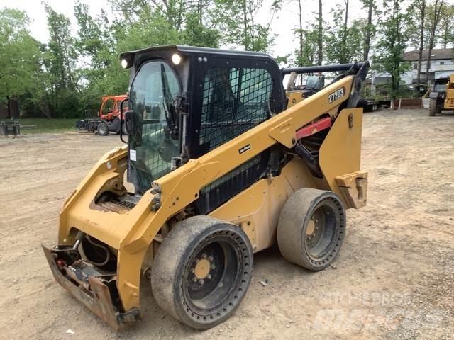 CAT 272D3 Мини-погрузчики