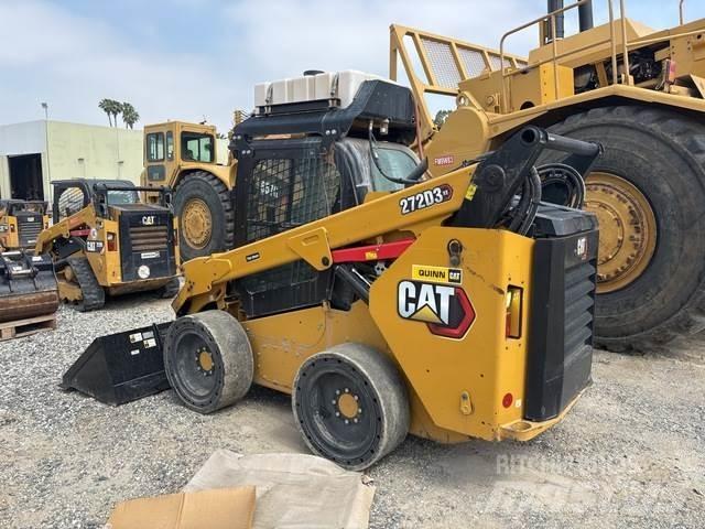 CAT 272D3 XE Мини-погрузчики