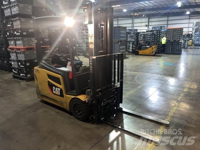 CAT 2ET3000 Электропогрузчики