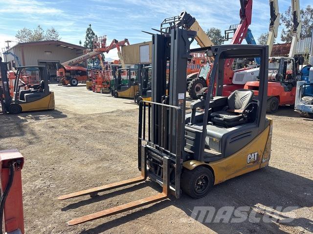 CAT 2ET4000 Электропогрузчики