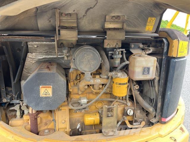CAT 305 CR Мини-экскаваторы