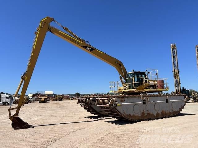 CAT 320D Гусеничные экскаваторы