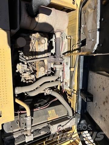 CAT 320D Гусеничные экскаваторы