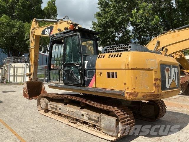 CAT 320D2 Гусеничные экскаваторы