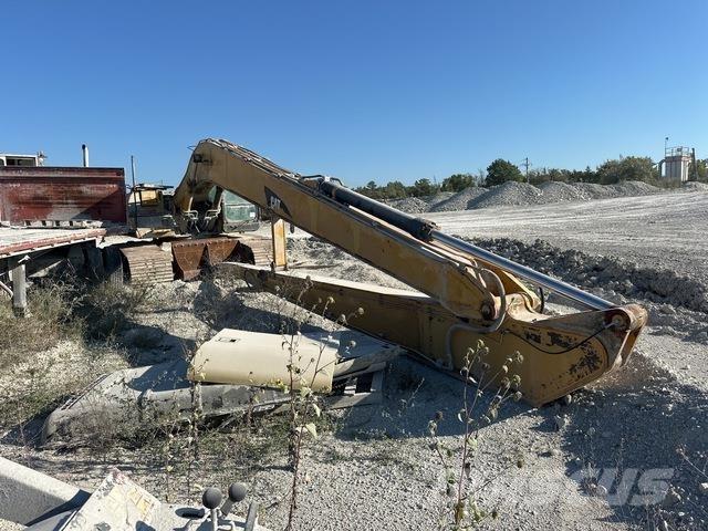 CAT 322C Гусеничные экскаваторы