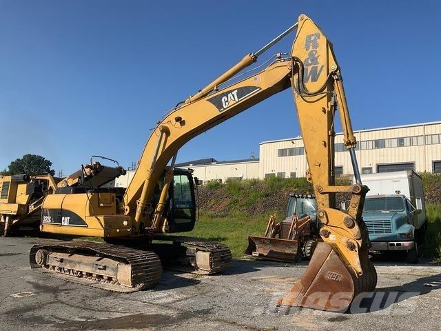 CAT 322CL Гусеничные экскаваторы