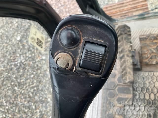 CAT 323 Гусеничные экскаваторы